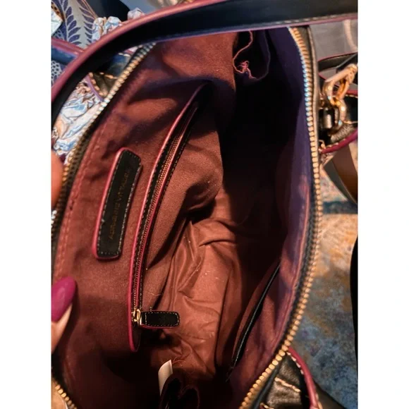 Adrienne Vittadini black classic bag - Picture 2 of 7